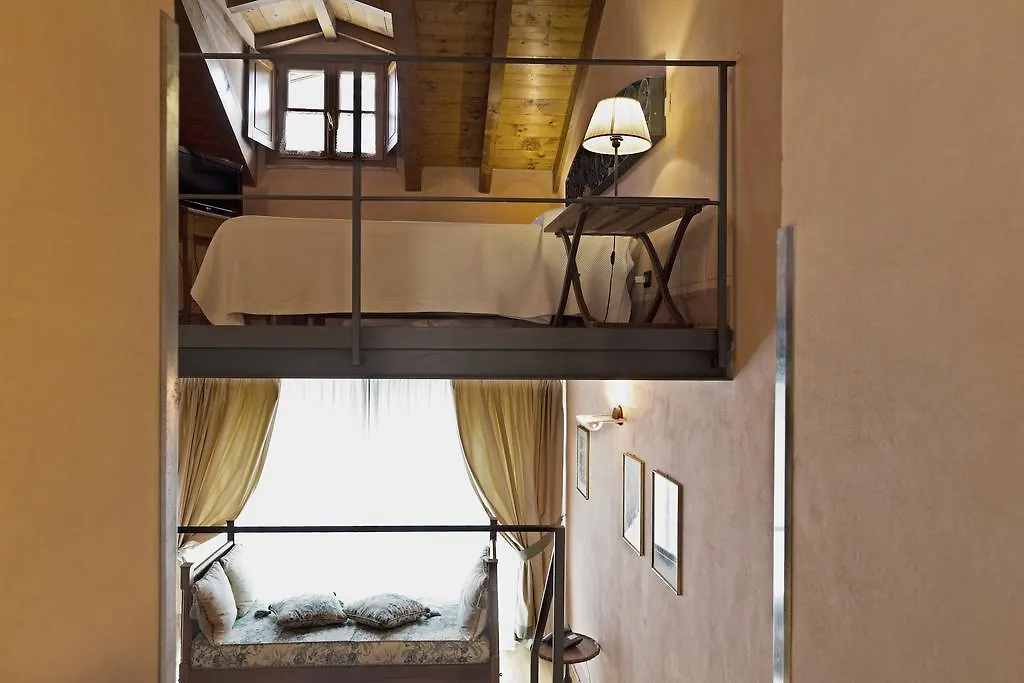 Hotel Locanda Dei Mai Intees Azzate 4*,