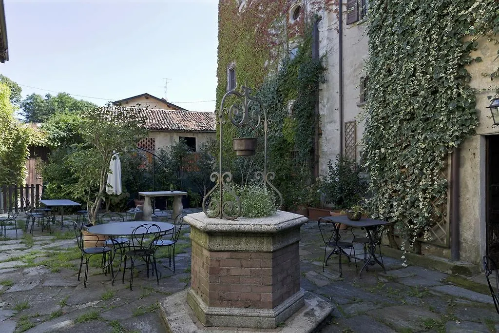 Hotel Locanda Dei Mai Intees Azzate