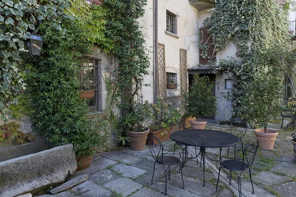 Hotel Locanda Dei Mai Intees Azzate