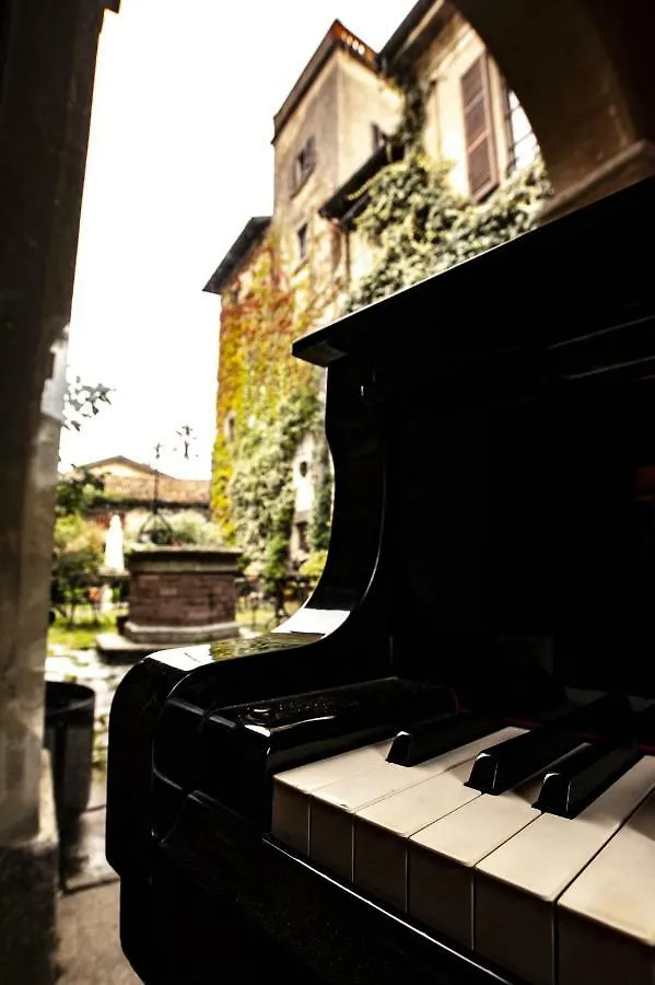 Hotel Locanda Dei Mai Intees Azzate